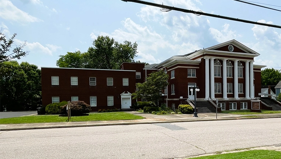 The now-unoccupied Spencer First Baptist Church