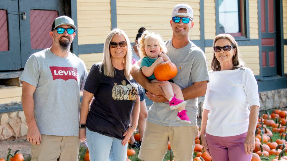 YR-Blog-BodyImage-1column-922x519-landis-fall-fest-1
